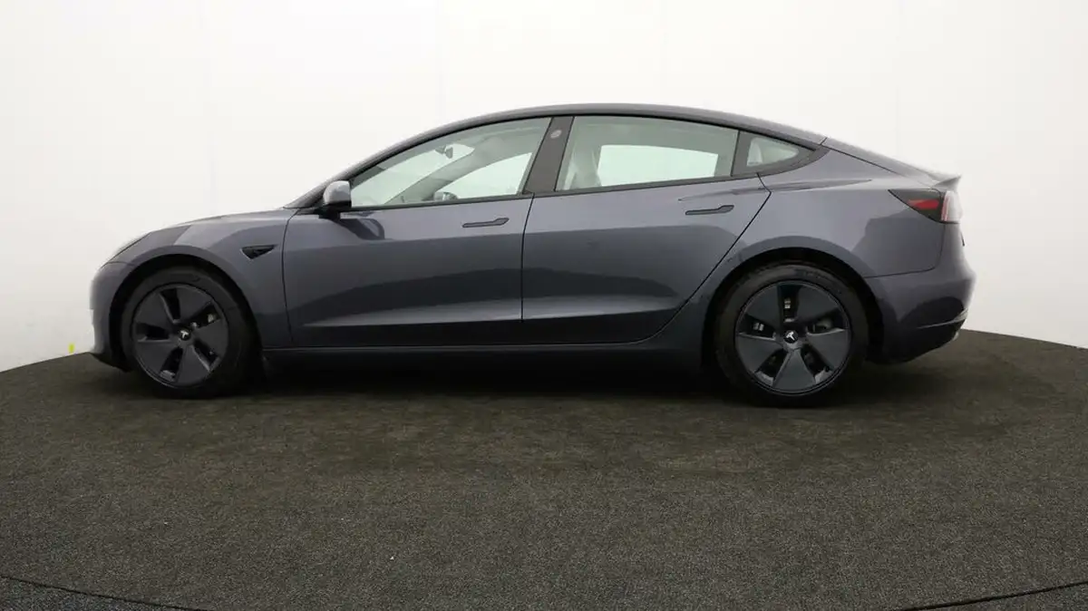 2021-tesla-model-3-e-long-range-4x4-big-62