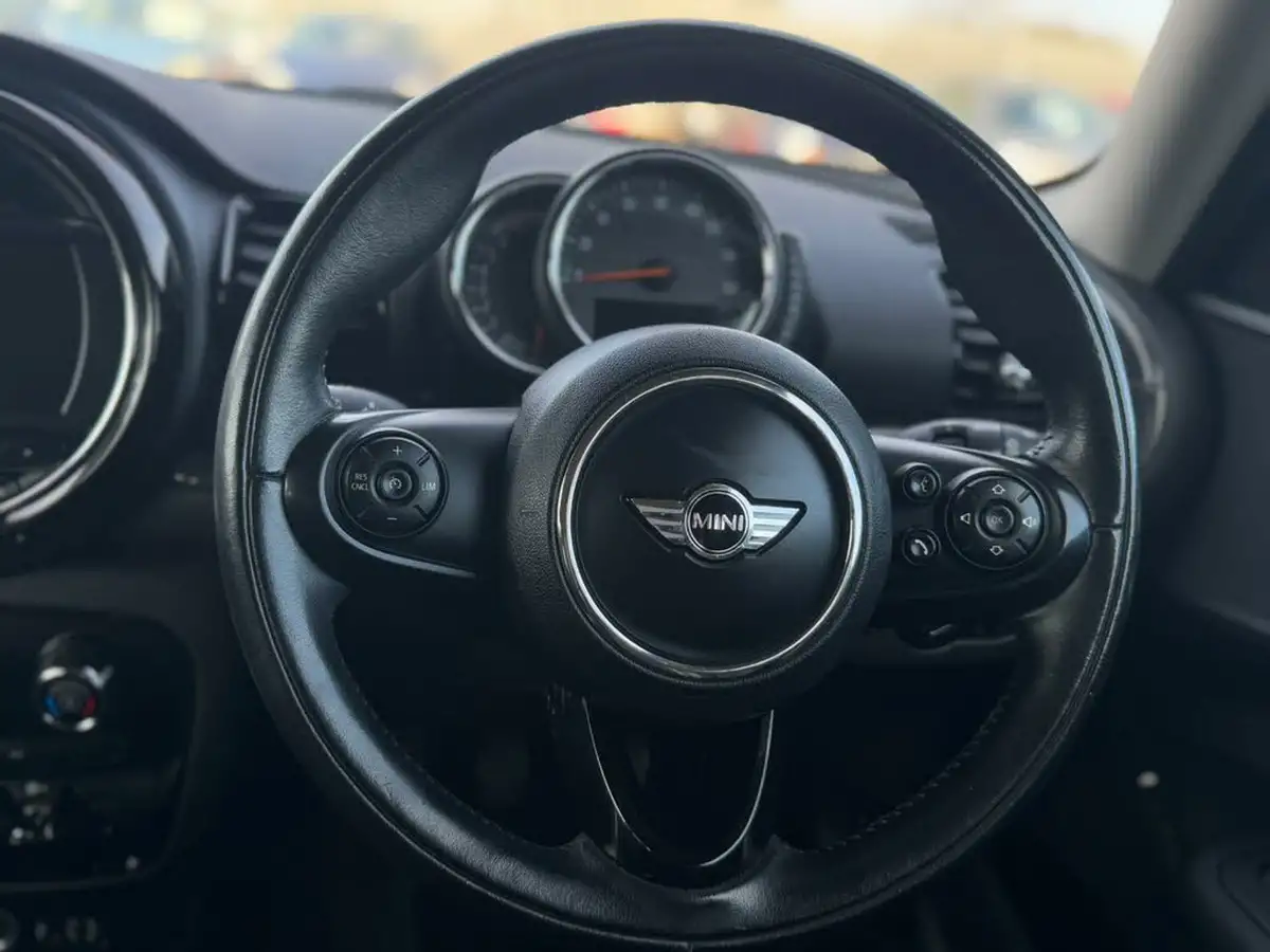 2017-mini-clubman-20-cooper-s-ss-big-39