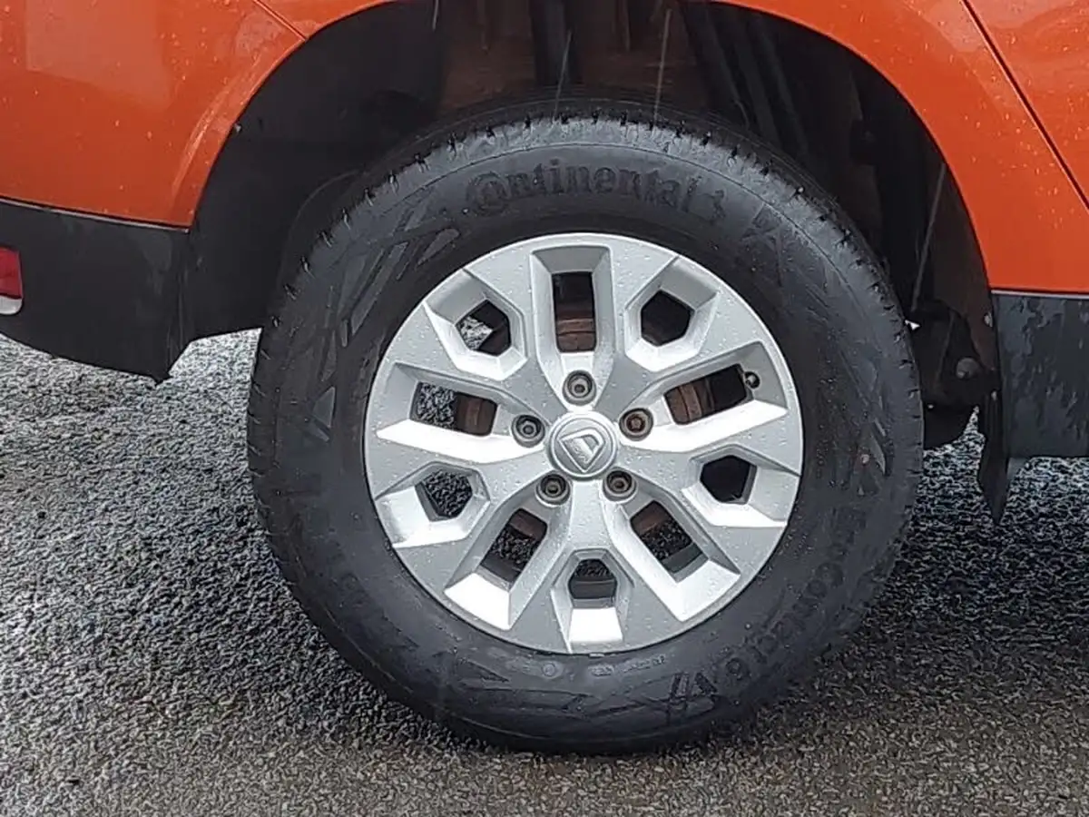 2022-dacia-duster-13-tce-comfort-130hpeu6d-4x2-window-van-big-11