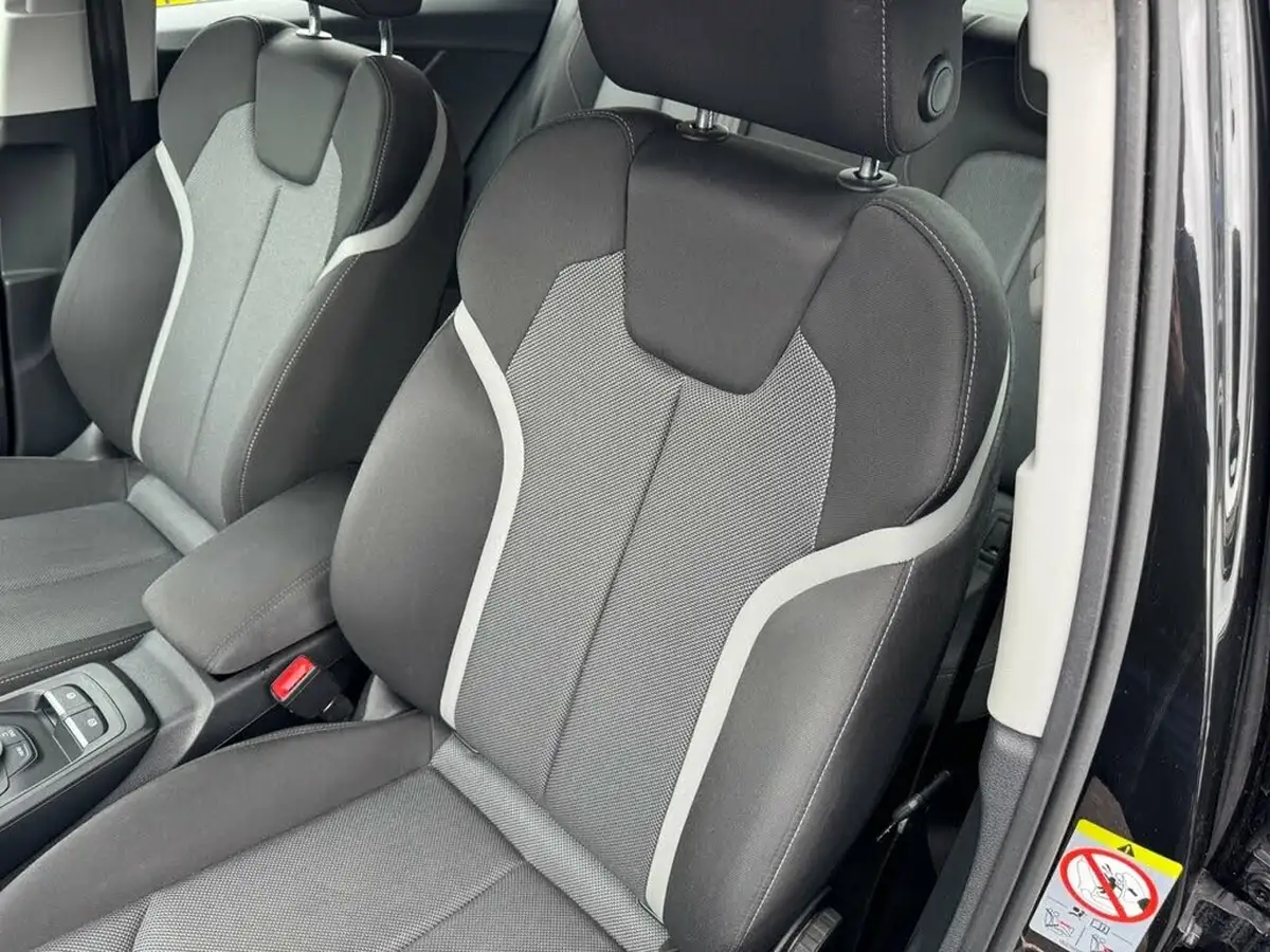 2019-audi-q2-10-30-tfsi-sport-big-17