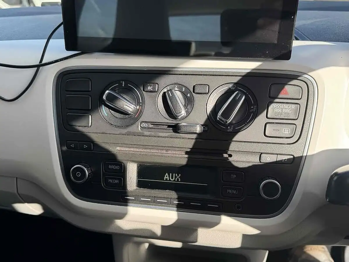 2013-seat-mii-10-se-60ps-5d-big-20