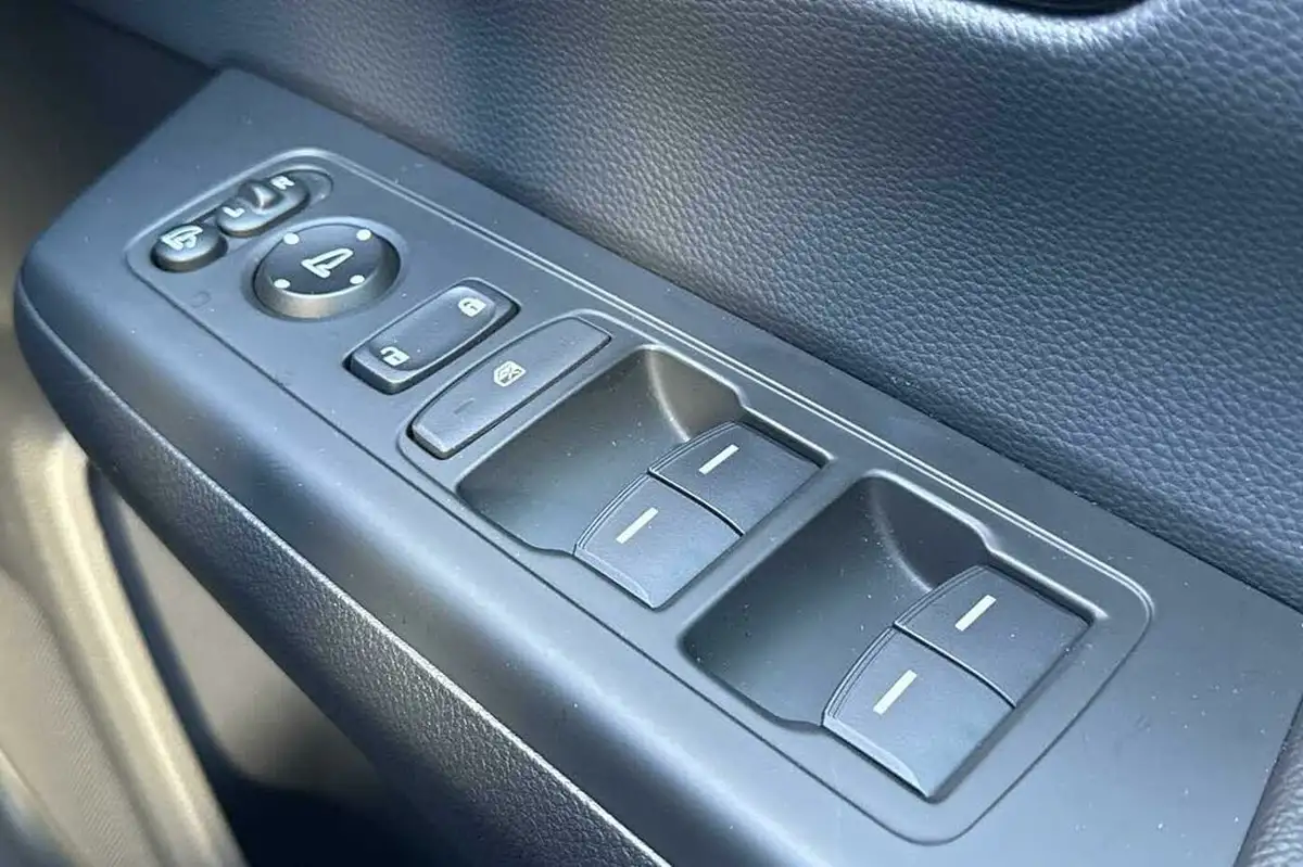 2024-honda-cr-v-20-i-mmd-elegance-big-16