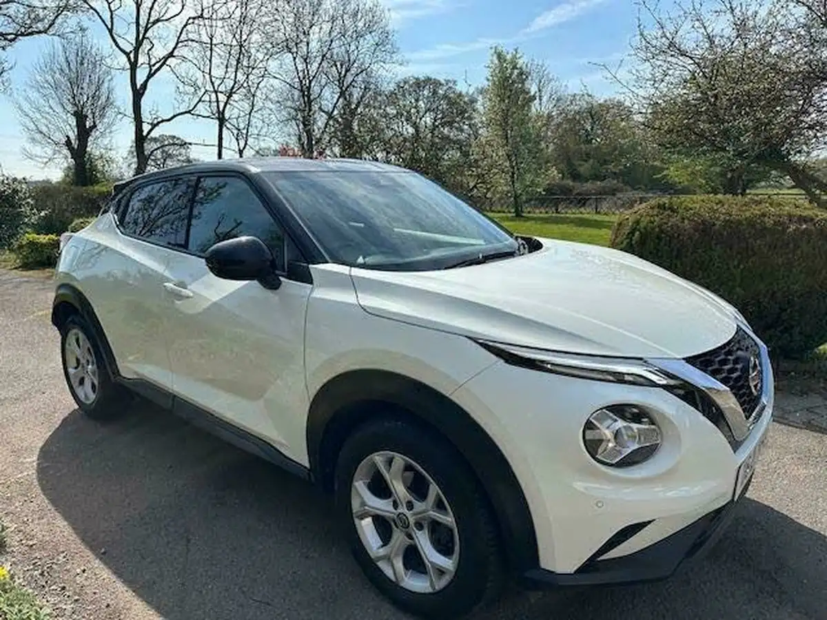 2021-nissan-juke-10-dig-t-n-connecta-big-4