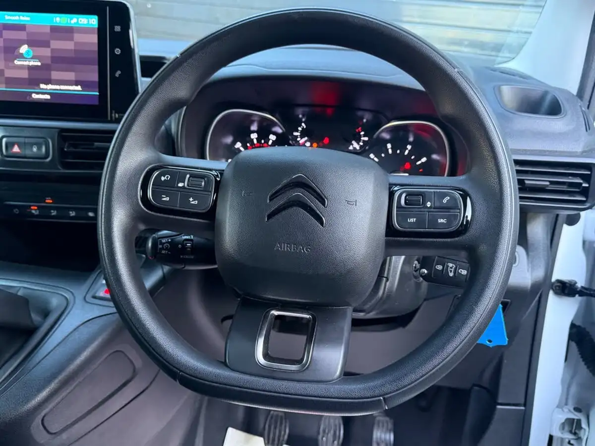 2021-citroen-berlingo-15bluehdi-1000-driver-100pseu6dt-e-ss-big-24
