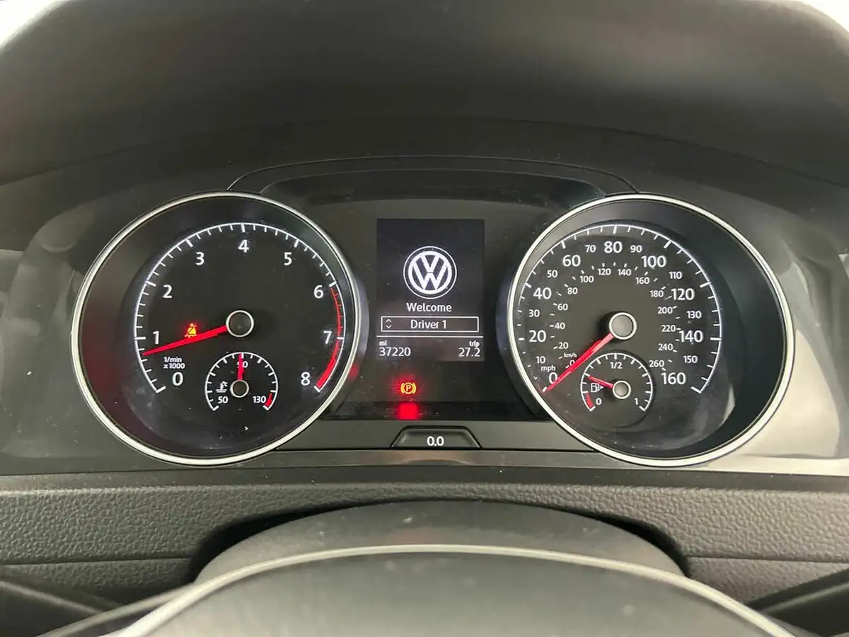 2020-volkswagen-golf-15-tsi-match-edition-130ps-hatchback-big-23
