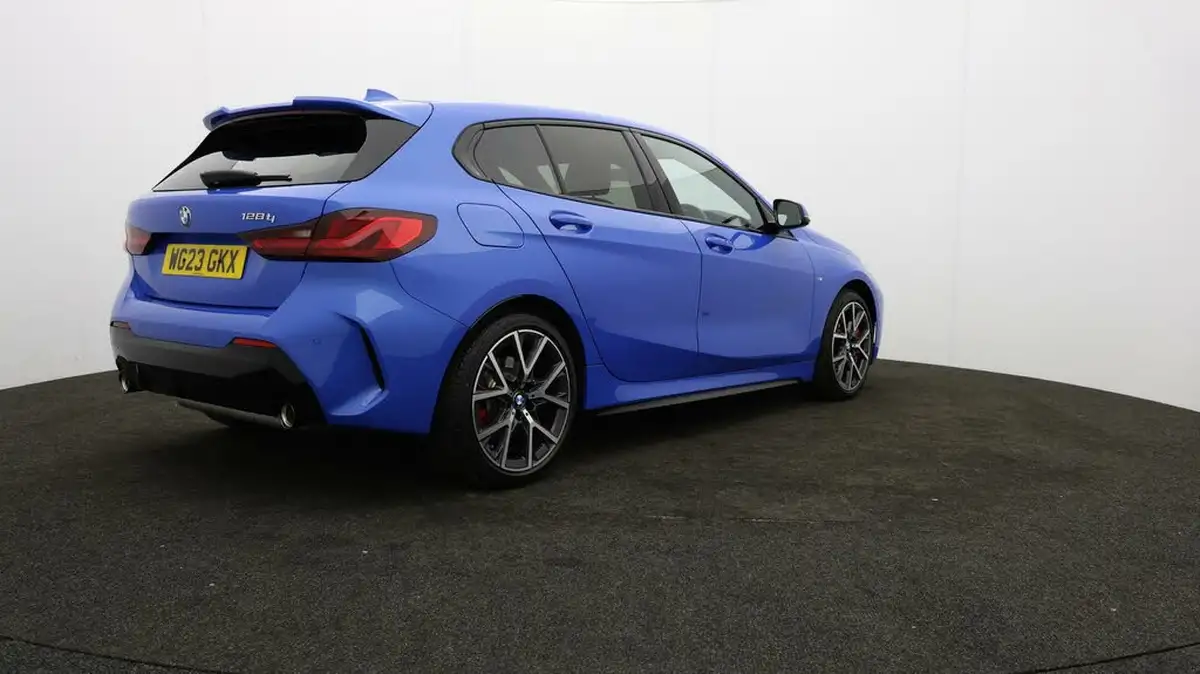 2023-bmw-1-series-20-128ti-lcp-big-77