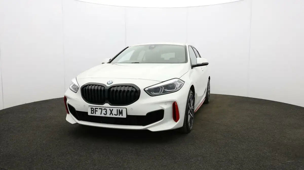 2024-bmw-1-series-20-128ti-lcp-big-31