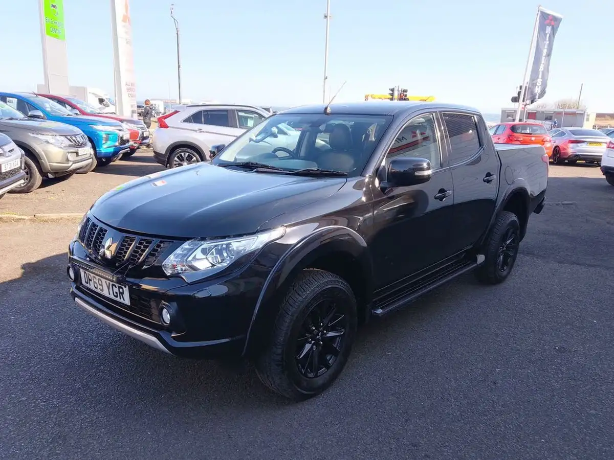 2019-mitsubishi-l200-24di-d-challenger-auto-big-3