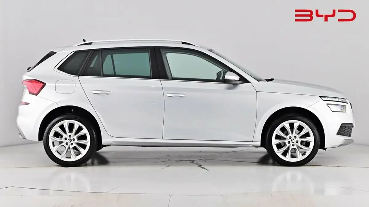 2020-skoda-kamiq-15-tsi-se-l-hatchback-big-2