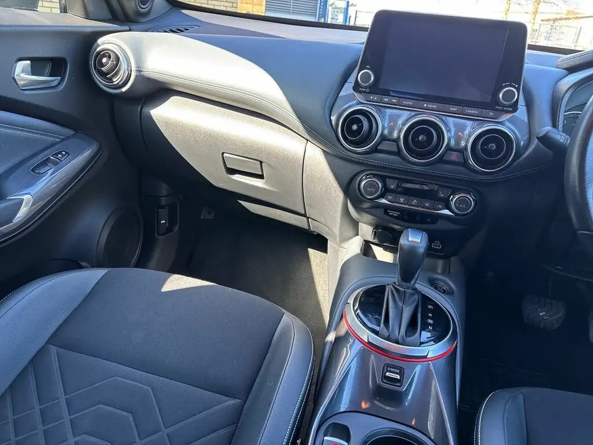 2021-nissan-juke-10-dig-t-tekna-dct-big-16
