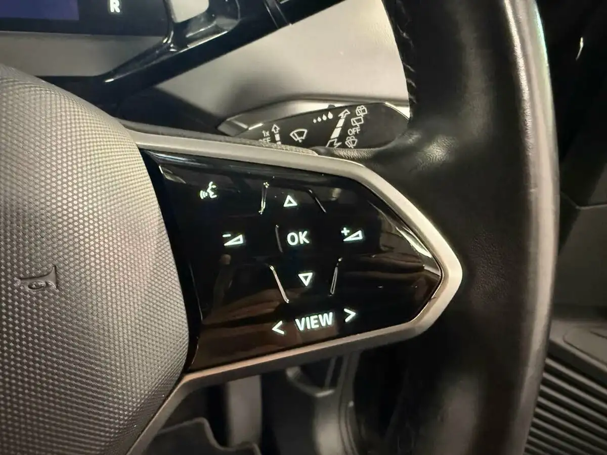2021-volkswagen-id4-e-first-edition-big-20