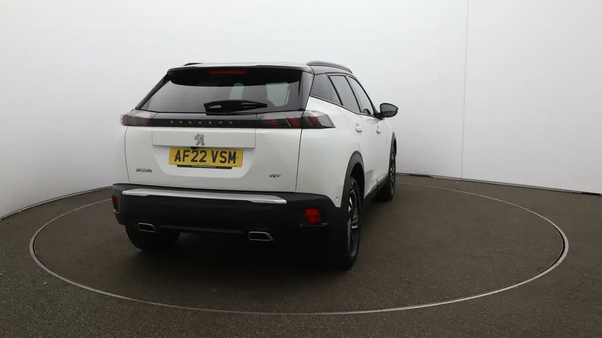 2022-peugeot-2008-suv-12-puretech-gt-big-46