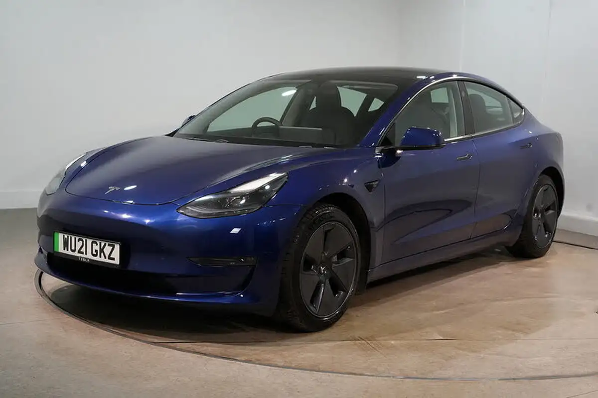 2021-tesla-model-3-e-long-range-4x4-big-7