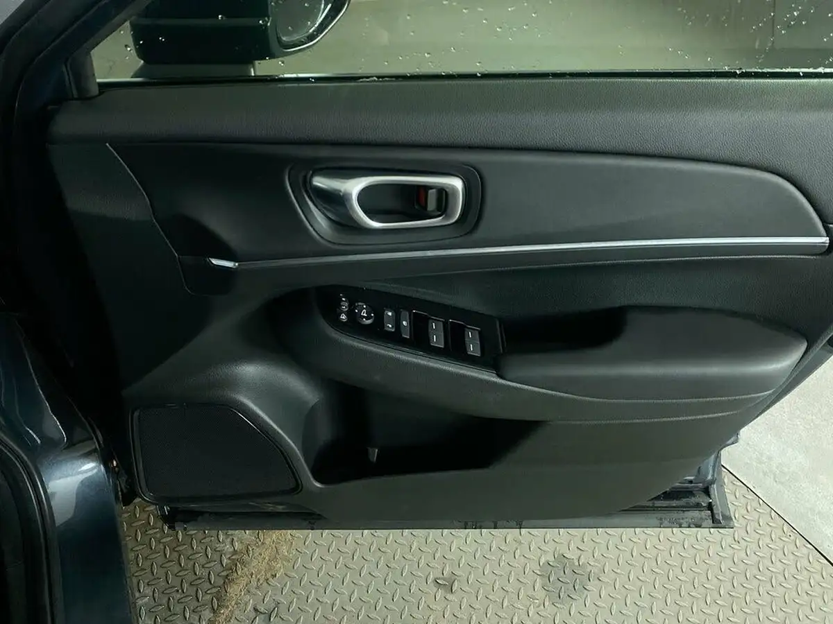 2023-honda-hr-v-15-i-mmd-advance-big-26