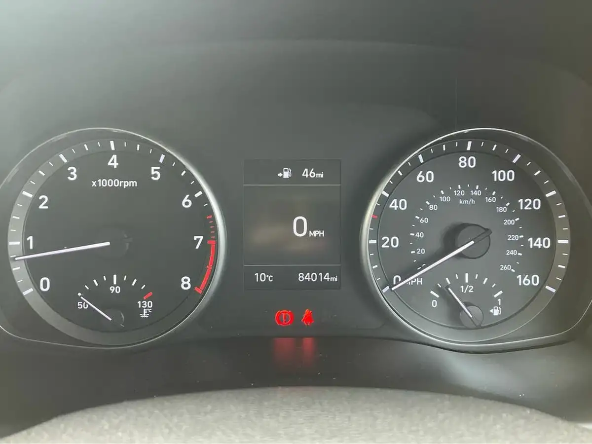 2017-hyundai-i30-14-t-gdi-se-nav-tourer-big-13