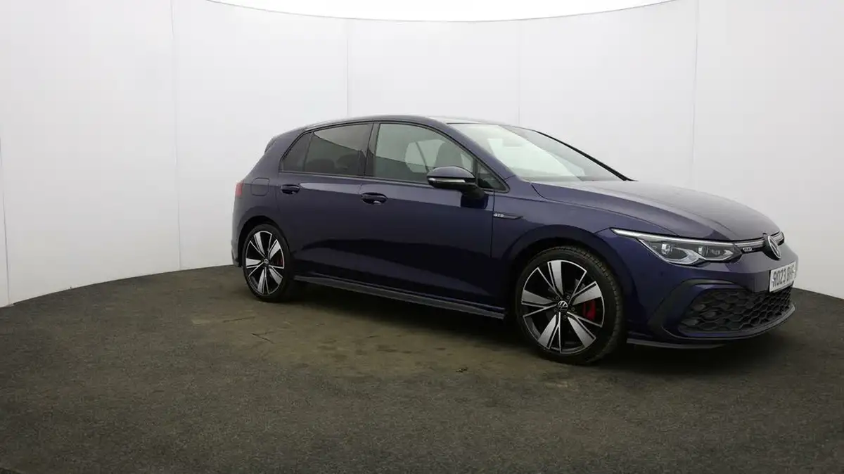 2023-volkswagen-golf-20tdi-gtd-big-0
