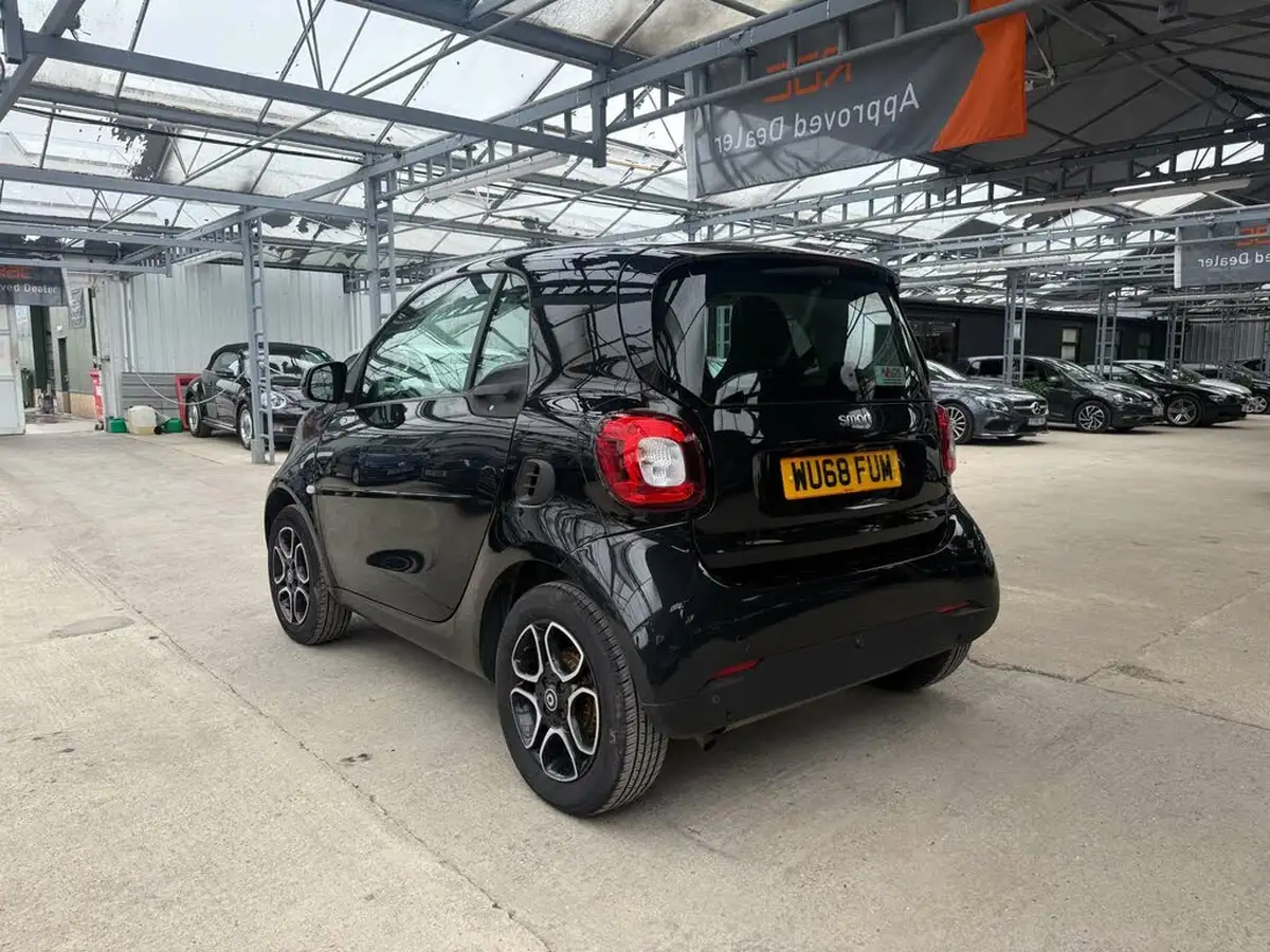 2018-smart-fortwo-09-prime-premium-coupe-twinamic-big-11