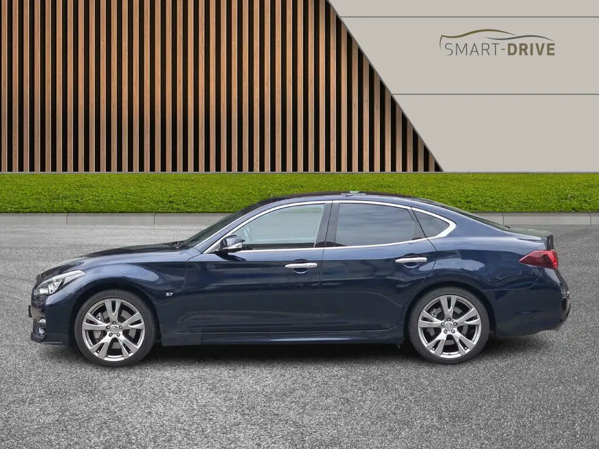 2016-infiniti-q70-37-sport-tech-big-4