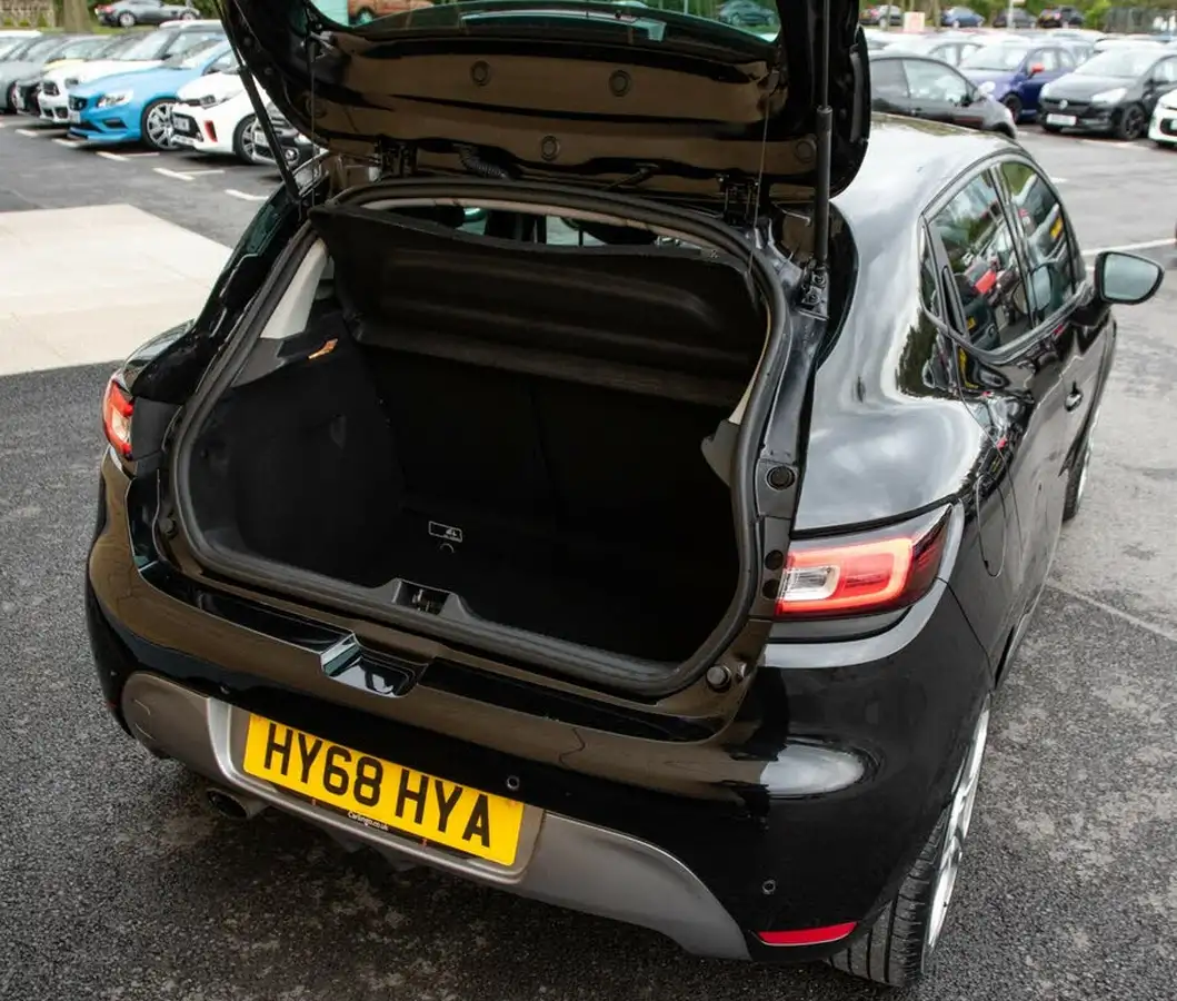 2018-renault-clio-09-tce-gt-line-big-33