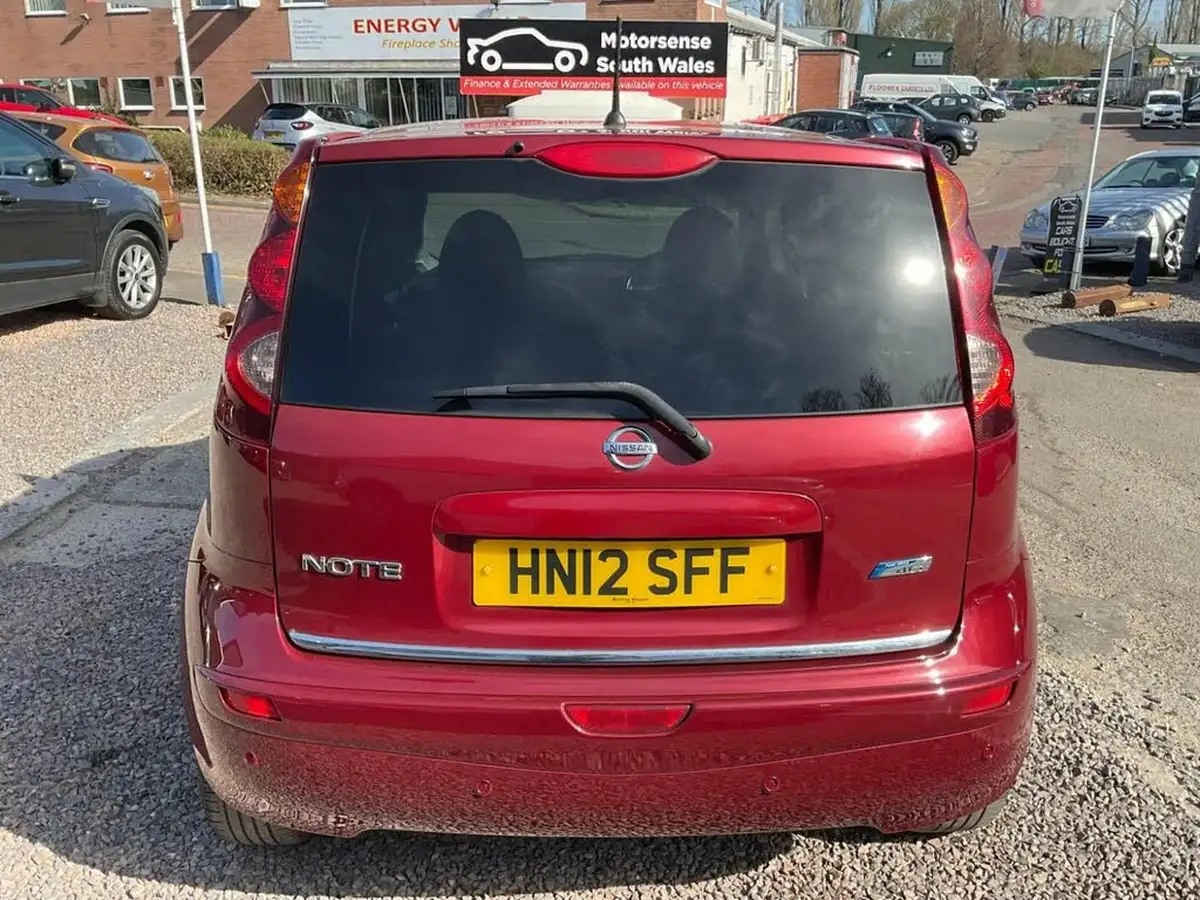 2012-nissan-note-15td-n-tec-big-3