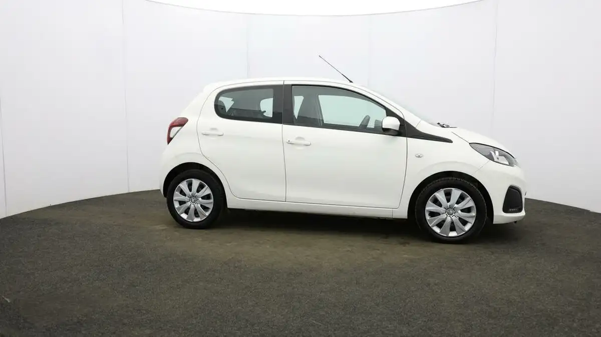 2021-peugeot-108-10-active-5d-big-42