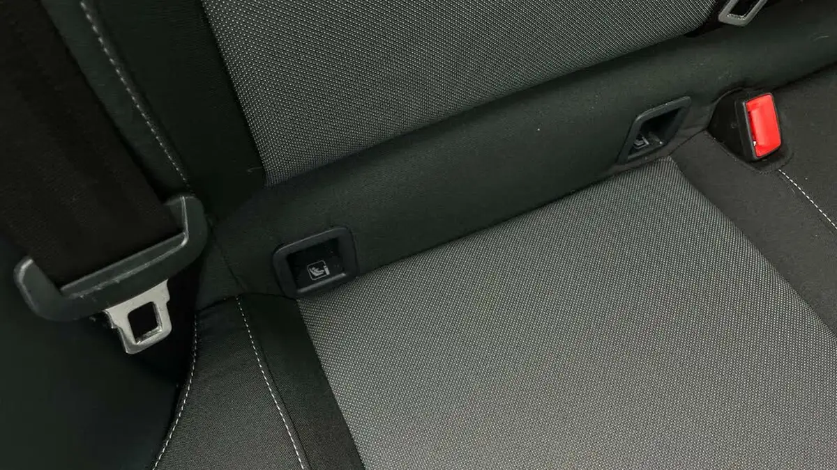 2022-skoda-fabia-10-tsi-colour-edition-109ps-dsg-big-64