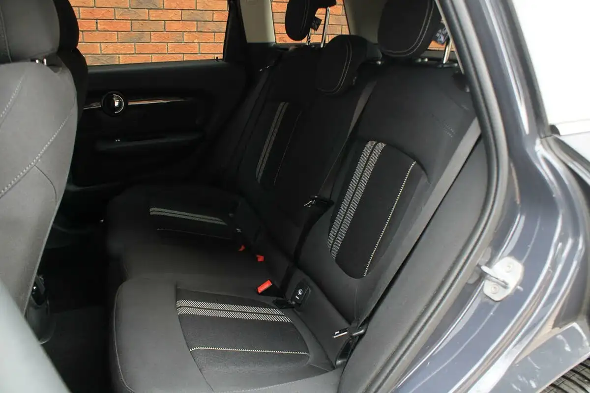 2020-mini-clubman-20-cooper-s-classic-192bhp-auto-big-18