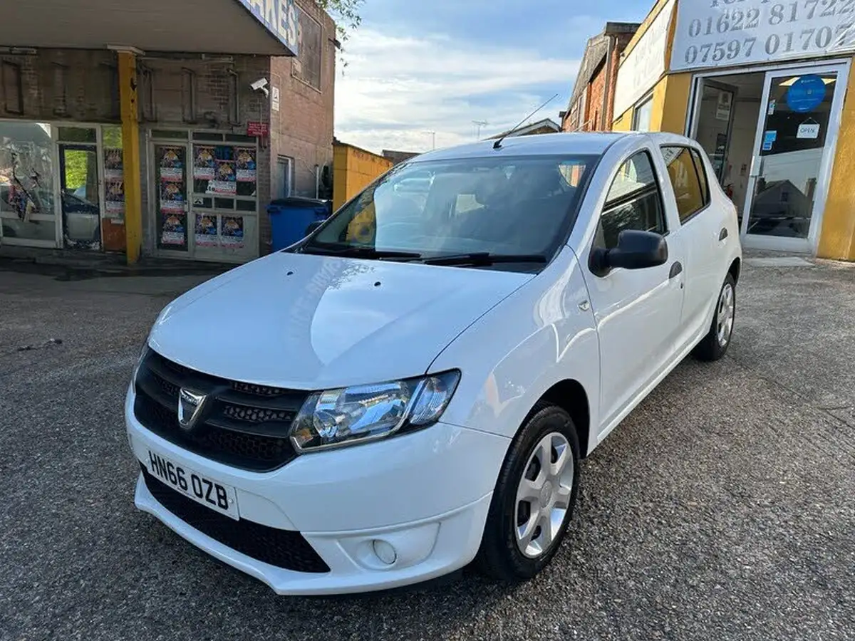 2016-dacia-sandero-12-ambiance-big-2