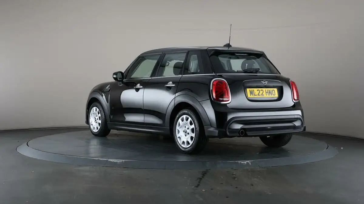 2022-mini-cooper-15-one-classic-5d-big-63