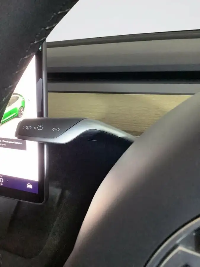 2020-tesla-model-3-e-standard-plus-big-15