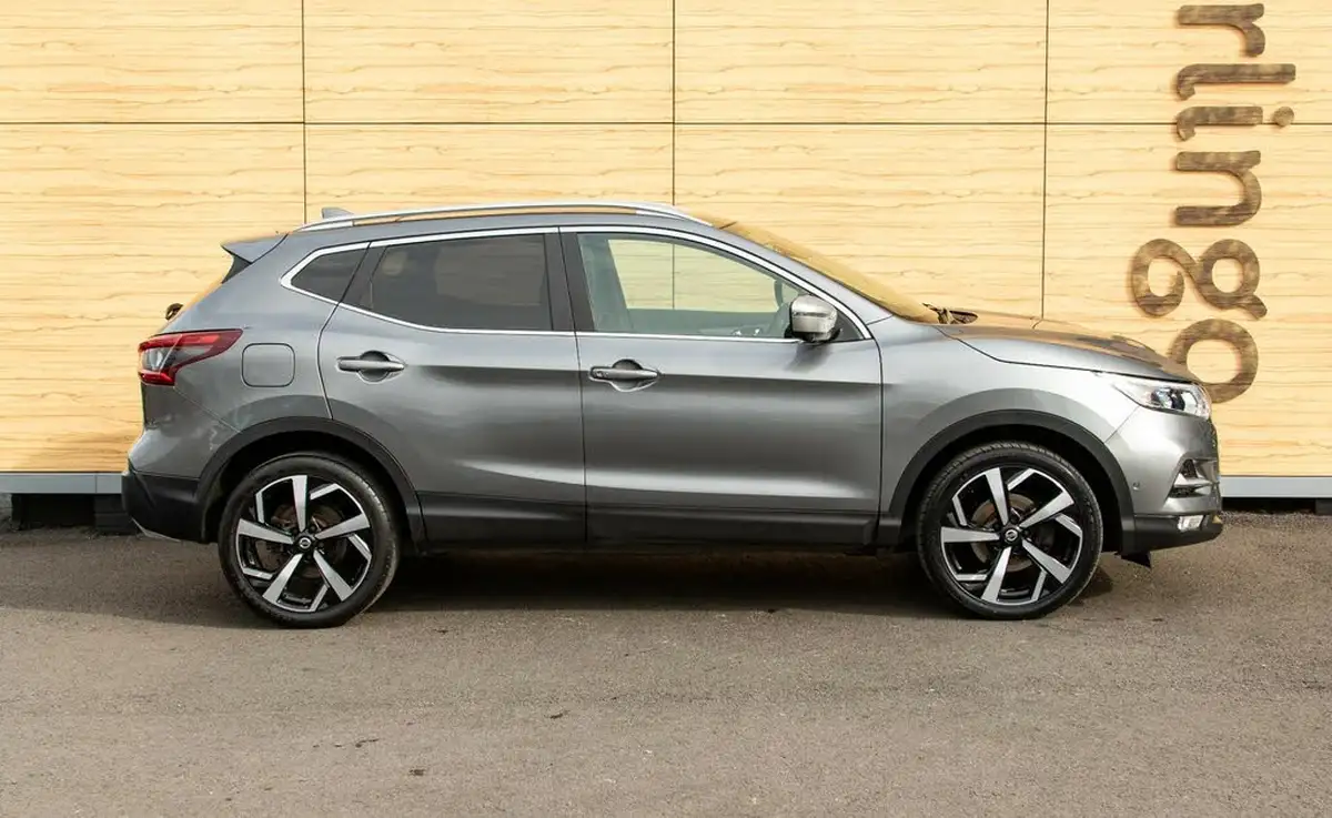 2018-nissan-qashqai-13-dig-t-tekna-160ps-big-11