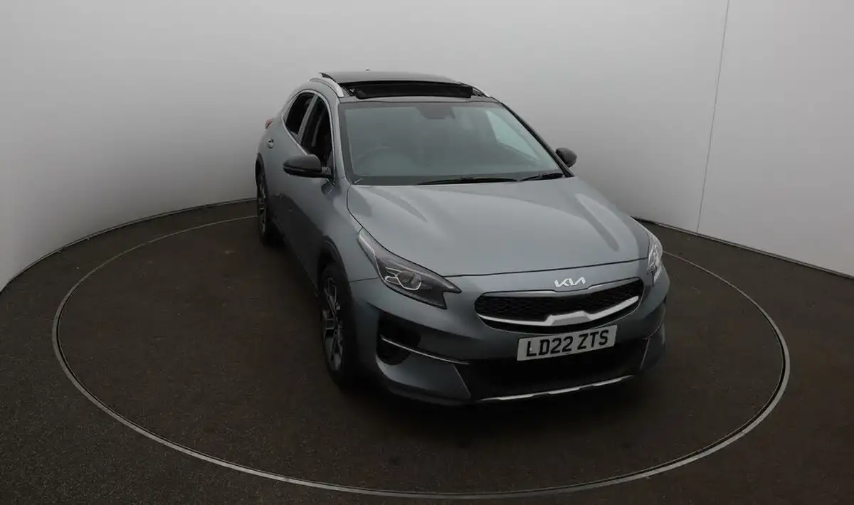 2022-kia-xceed-15-t-gdi-4-big-20
