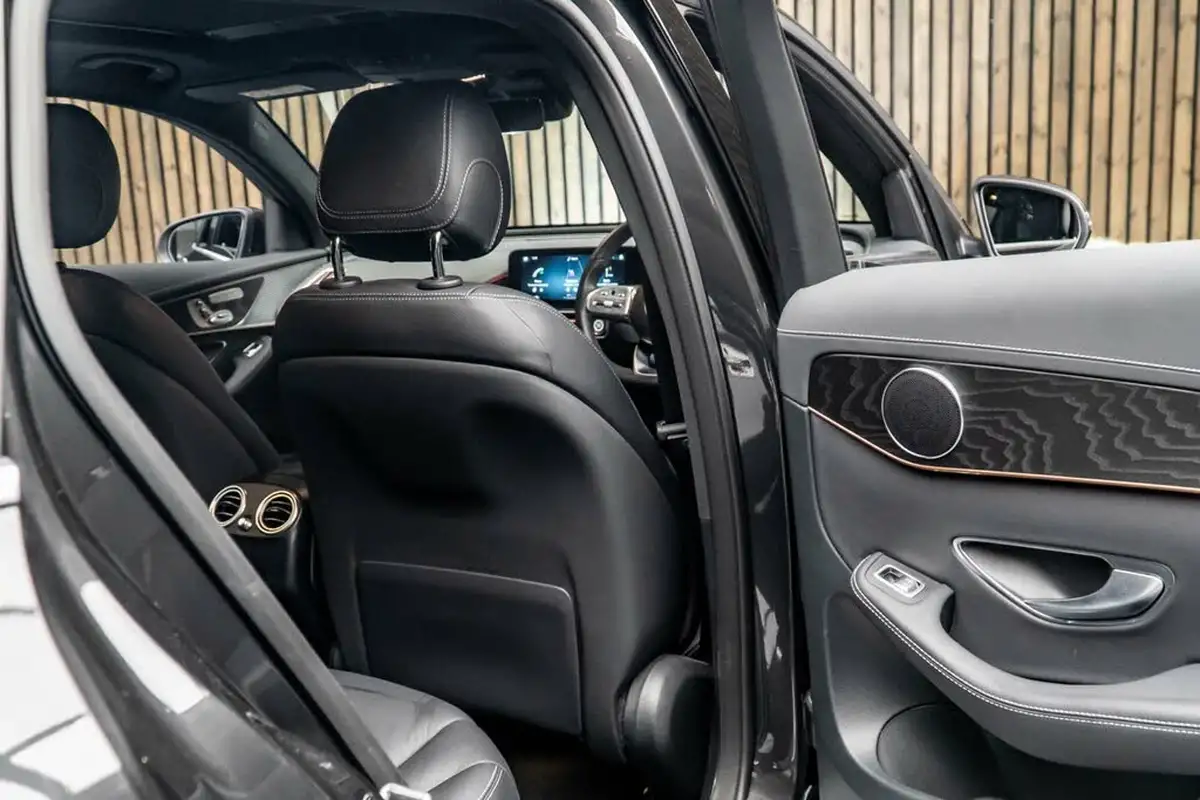 2022-mercedes-benz-eqc-e-eqc-400-amg-line-premium-plus-big-38
