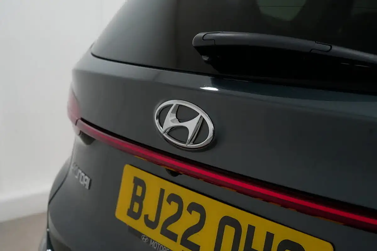 2022-hyundai-santa-fe-16-t-gdi-ultimate-265ps-4wd-phev-big-9