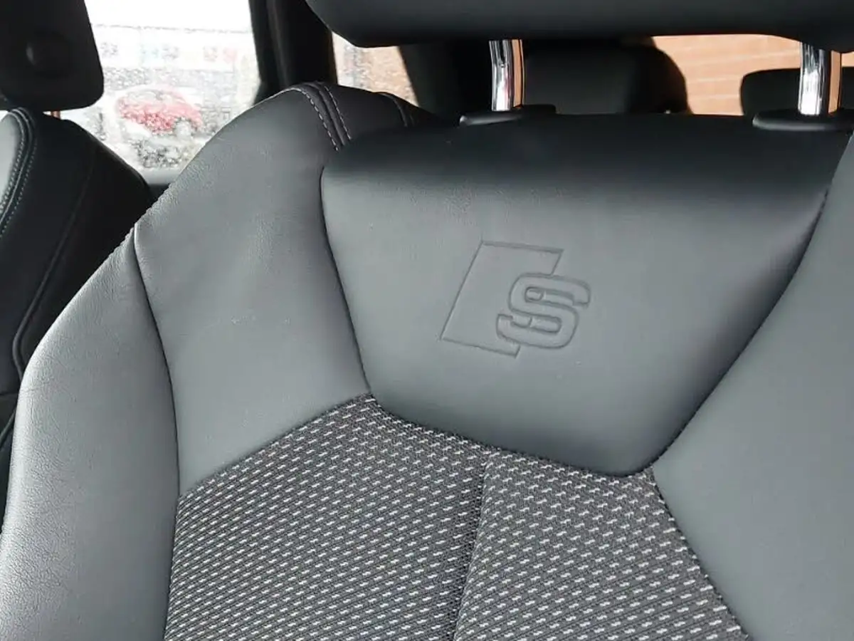 2021-audi-q3-15-35-tfsi-black-edition-codcomfort-sound-pack-station-wagon-big-12