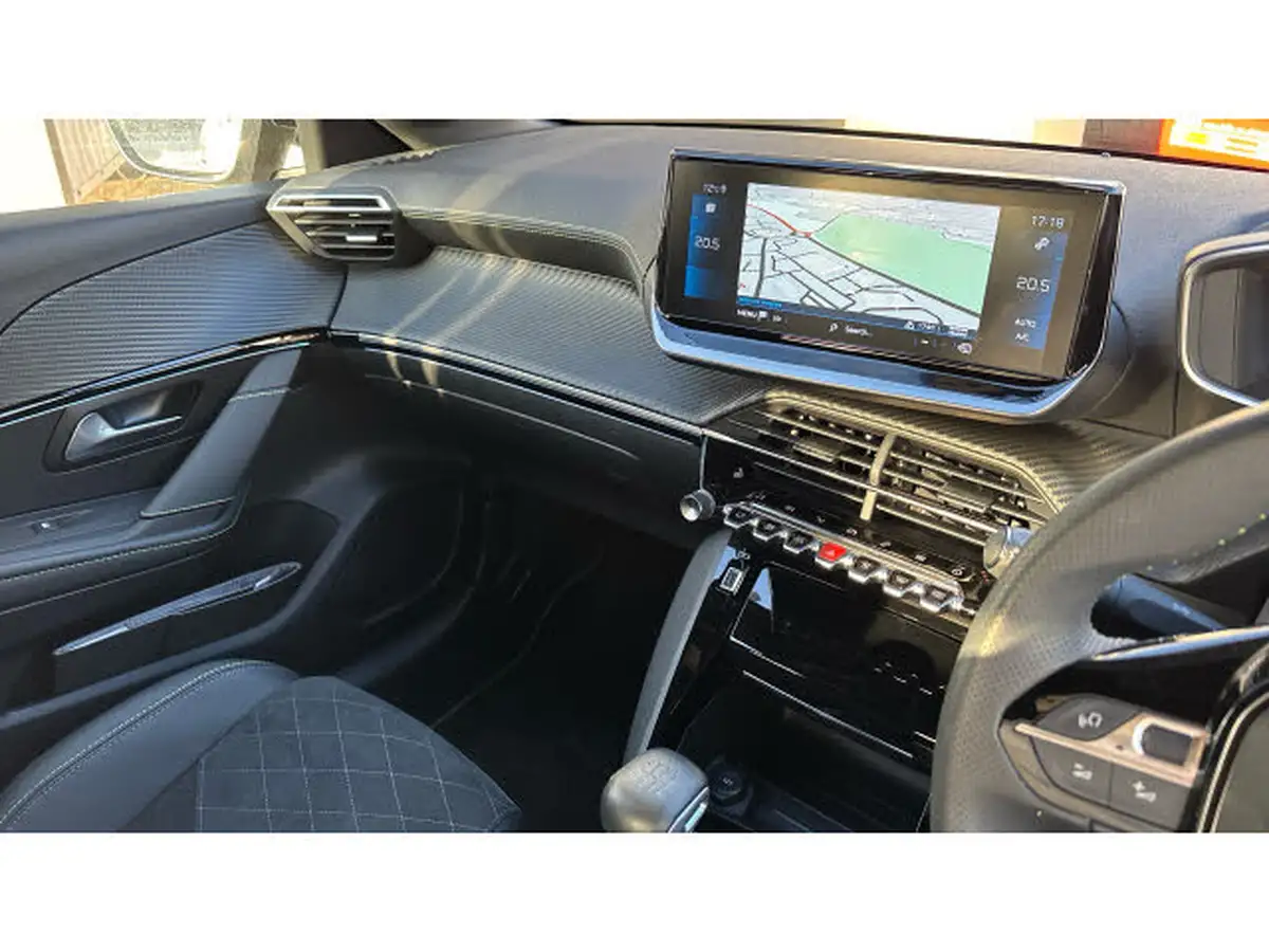 2022-peugeot-208-12-puretech-gt-premium-100bhp-big-13
