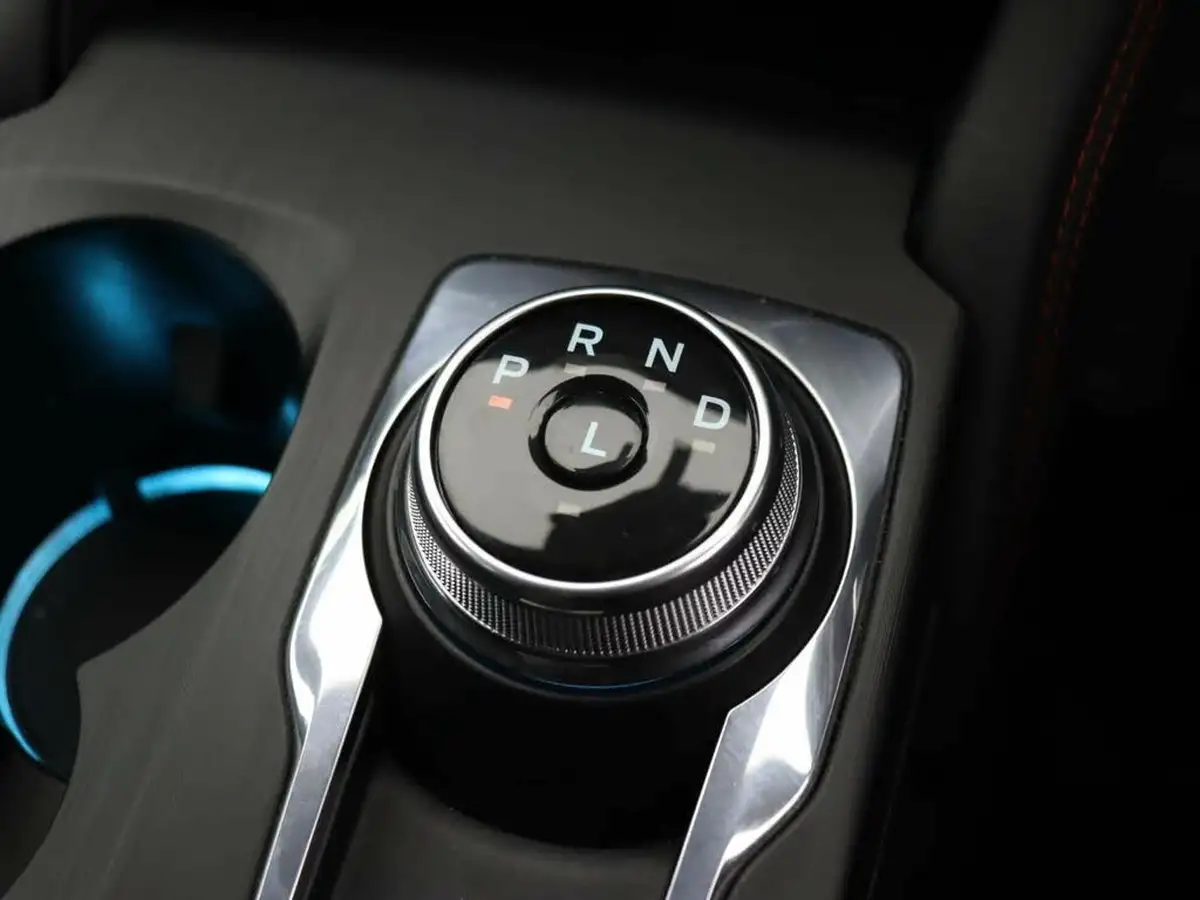 2023-ford-kuga-25t-st-line-x-edition-190ps-fhev-big-21