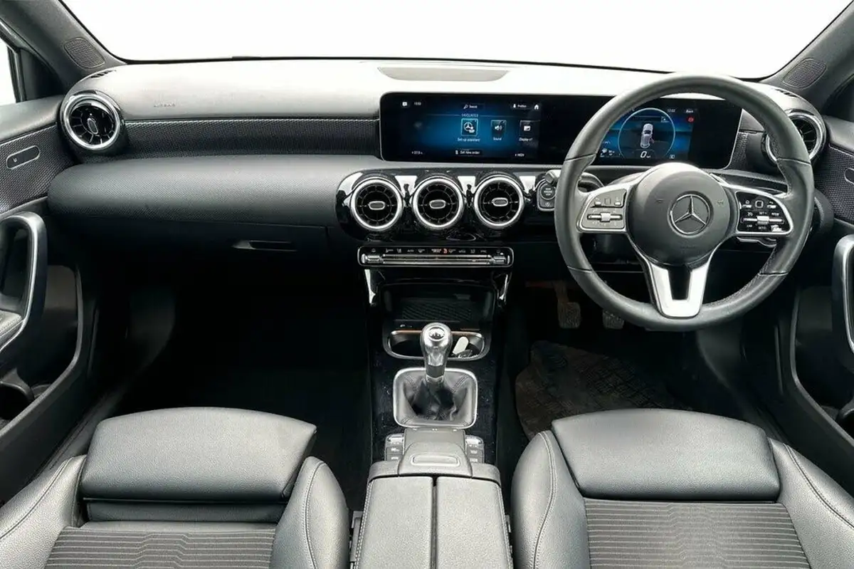 2020-mercedes-benz-a-class-15d-a180d-sport-executive-hatchback-5d-big-9