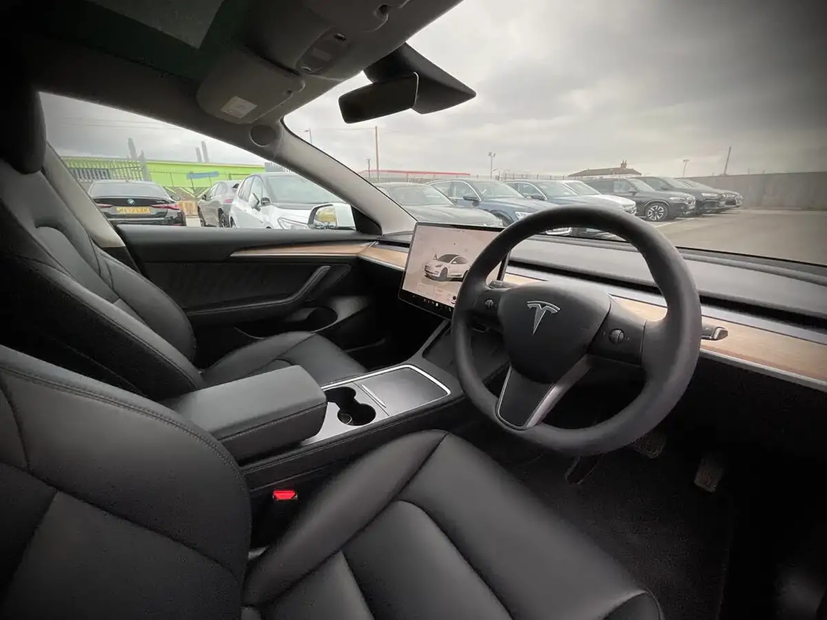 2023-tesla-model-3-e-rwd-241bhp-big-6
