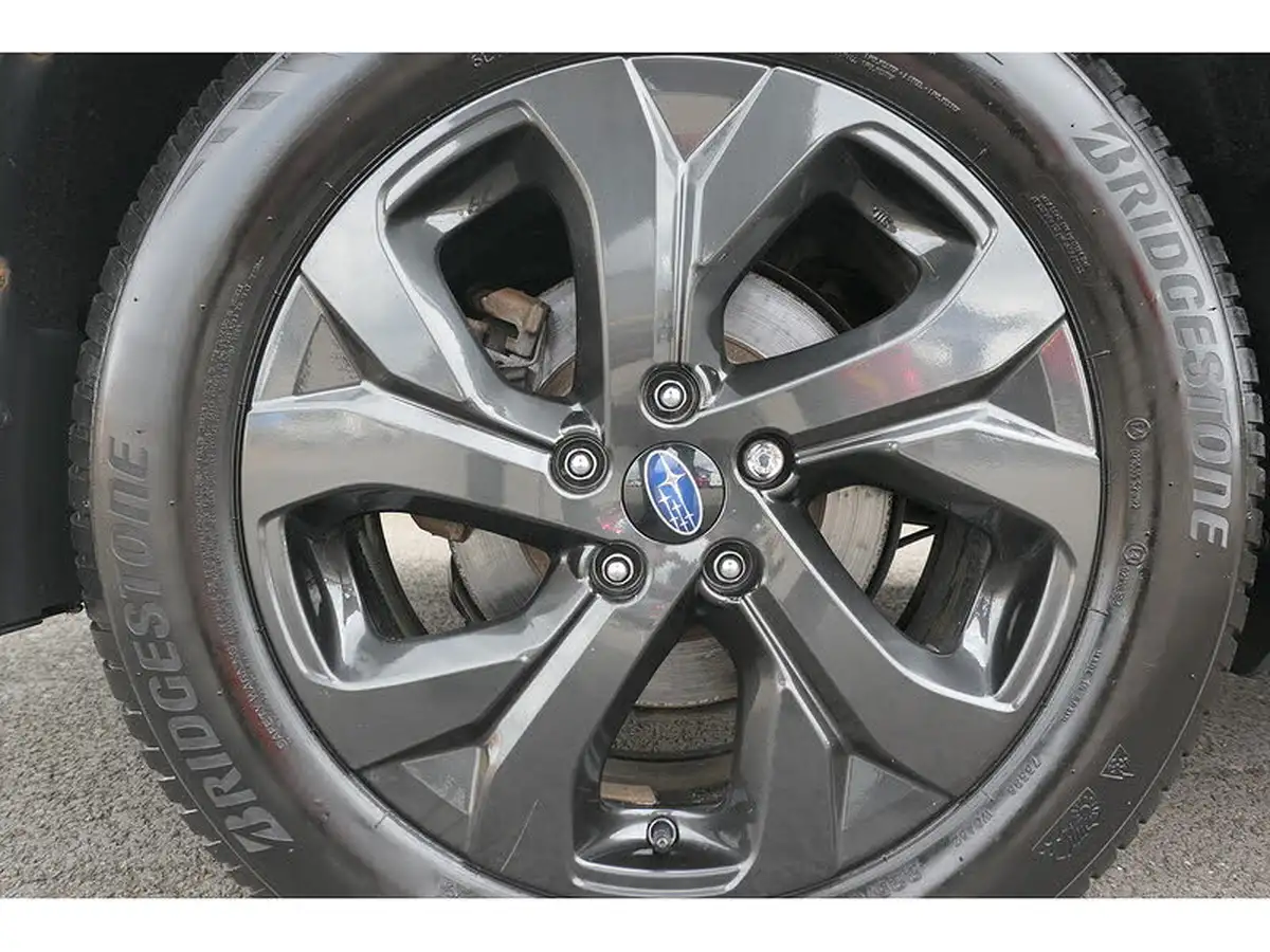 2022-subaru-outback-25i-field-big-5
