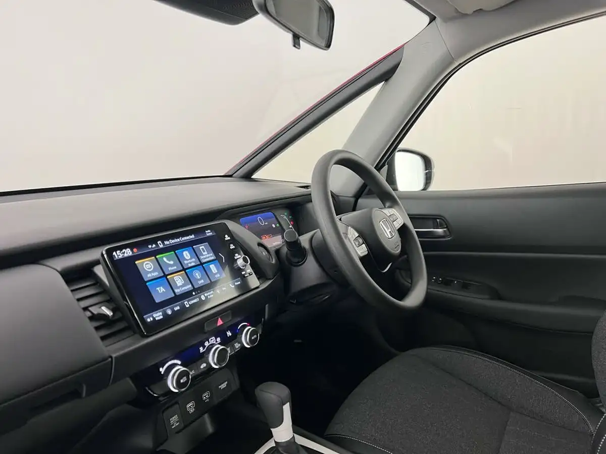 2023-honda-jazz-15-i-mmd-sr-big-13