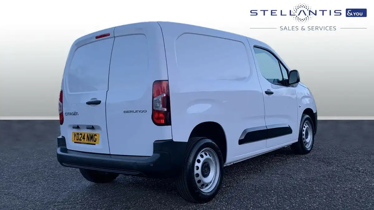 2024-citroen-berlingo-15-bluehdi-m-enterprise-100pseu6e-big-2
