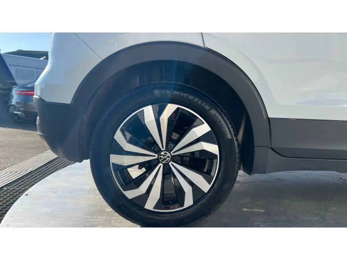 2023-volkswagen-t-cross-10-tsi-black-edition-110ps-dsg-big-6