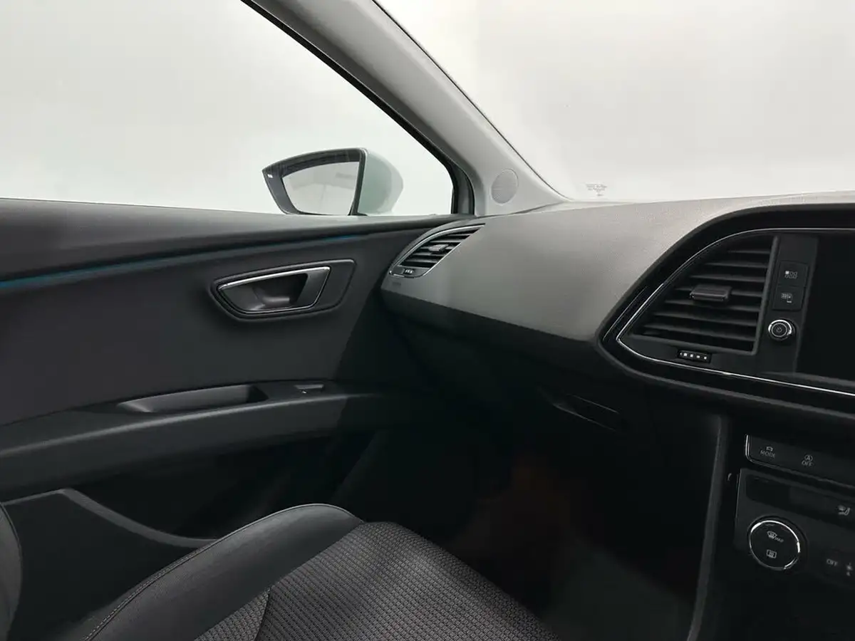 2017-seat-leon-20tdi-fr-technology-150ps-estate-5d-big-22