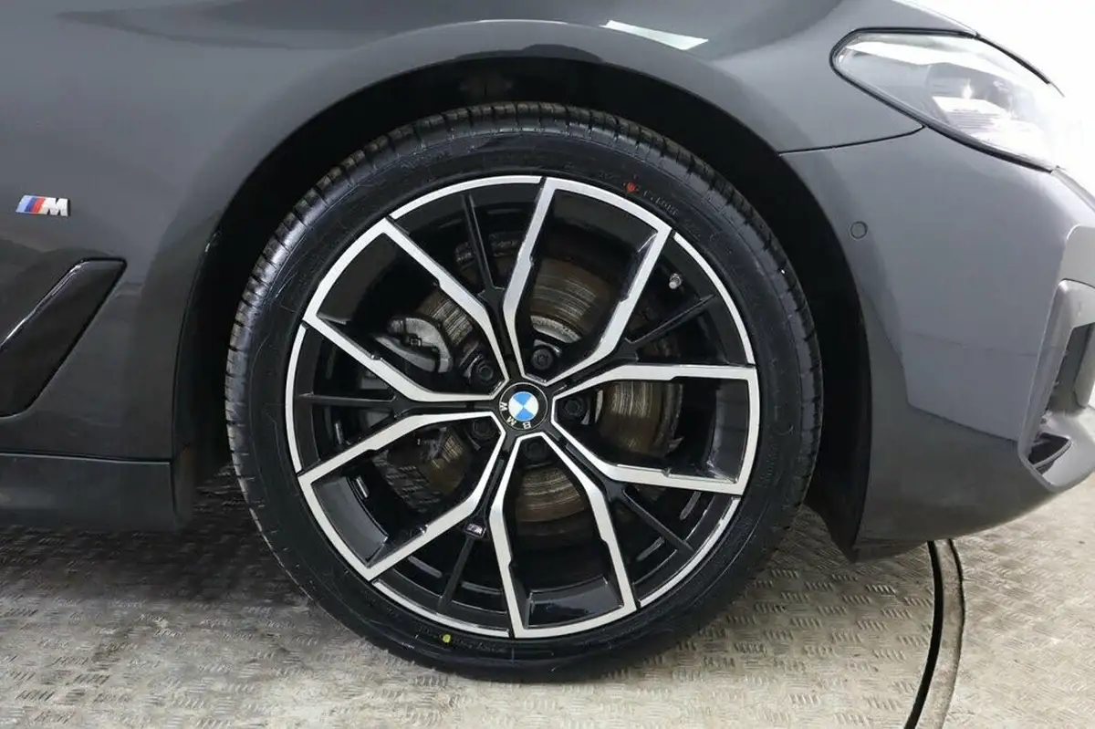 2022-bmw-5-series-20td-520d-m-sport-mht-saloon-4d-big-26