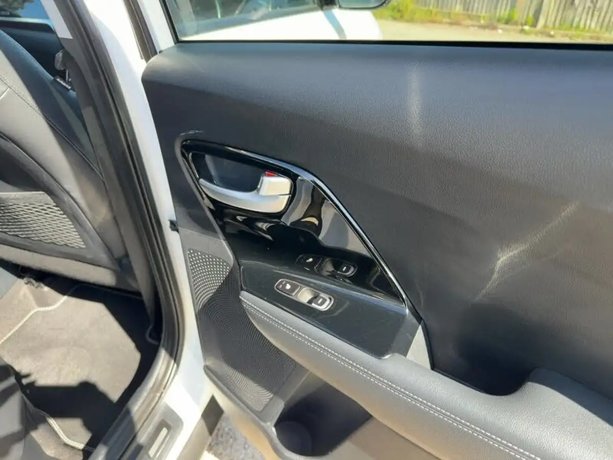 2019-kia-niro-16-gdi-4-156kwh-big-28