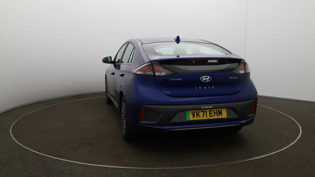 2022-hyundai-ioniq-e-premium-electric-big-52