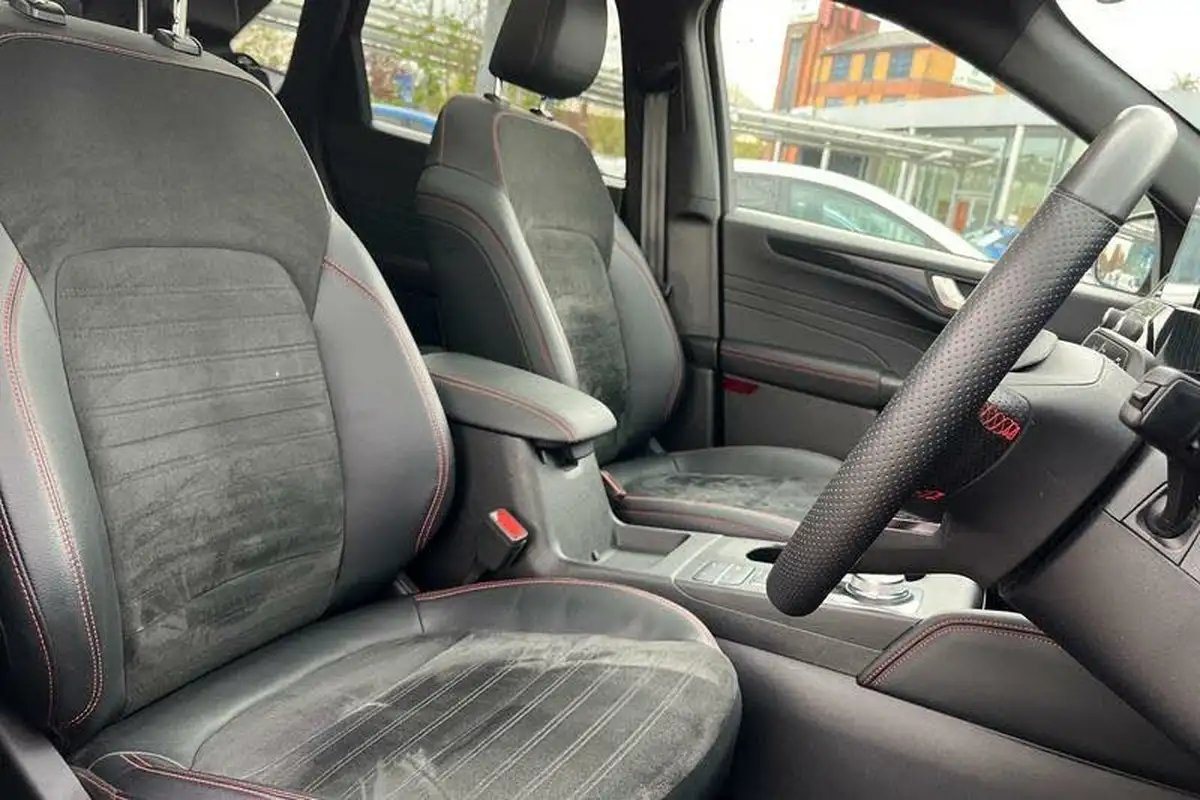 2023-ford-kuga-25t-st-line-x-edition-225ps-phev-big-16