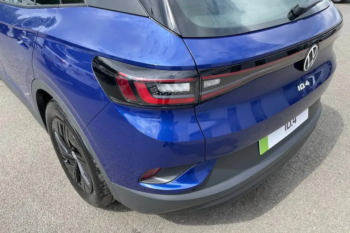2024-volkswagen-id4-e-life-big-7