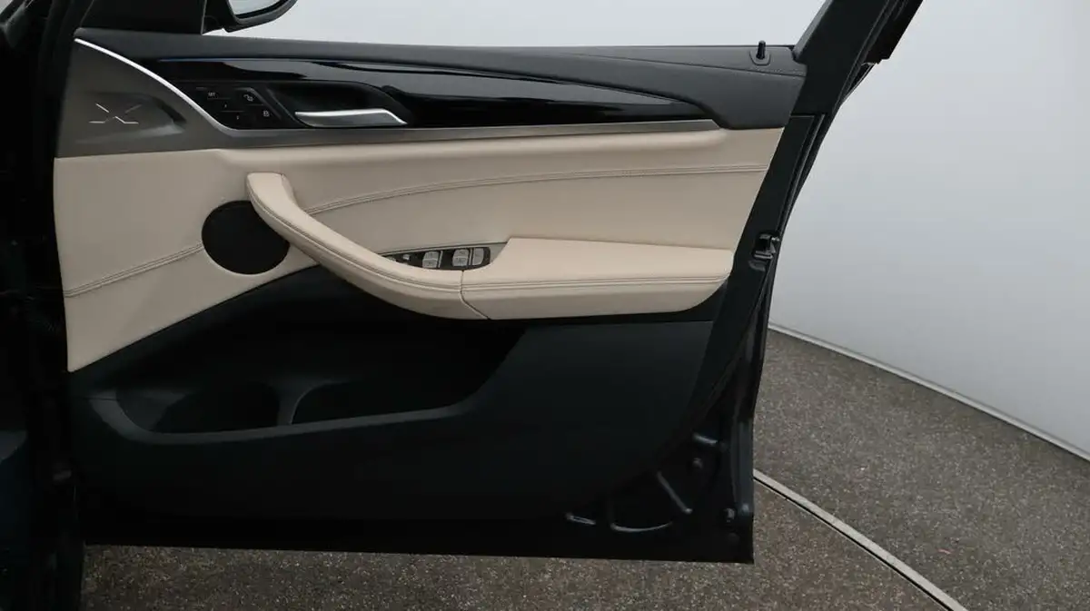 2022-bmw-ix3-e-m-sport-big-15